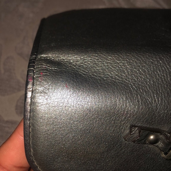 Clutch - Picture 5 of 6